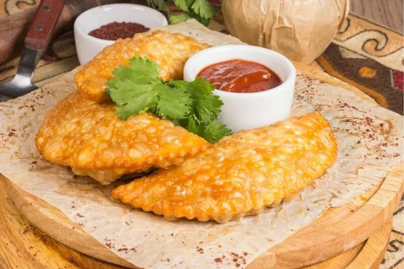Самые вкусные и сочные чебуреки Baking recipes healthy, Recipes, Food