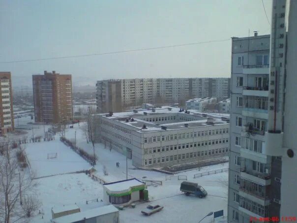 Школа в солнечном красноярск. Школа 115 Красноярск. Школа 115 мкр Солнечный Красноярск. Школа 134 Красноярск Солнечный. 156 Школа Красноярск в Солнечном.