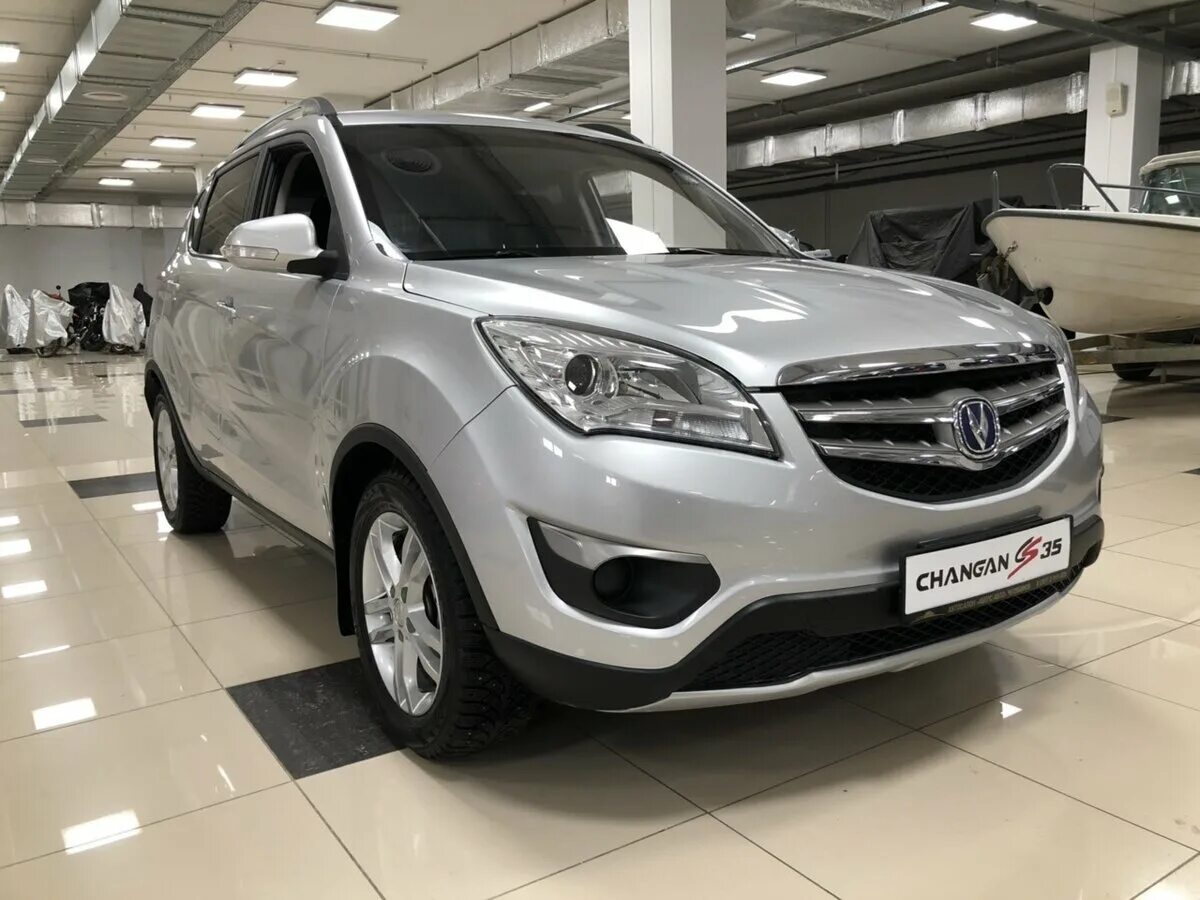 Характеристики автомобиля чанган. Чанган cs35 Модельный ряд. Changan cs35 серебристый пепел. Кс550 Чанган. S3010513101 Changan.