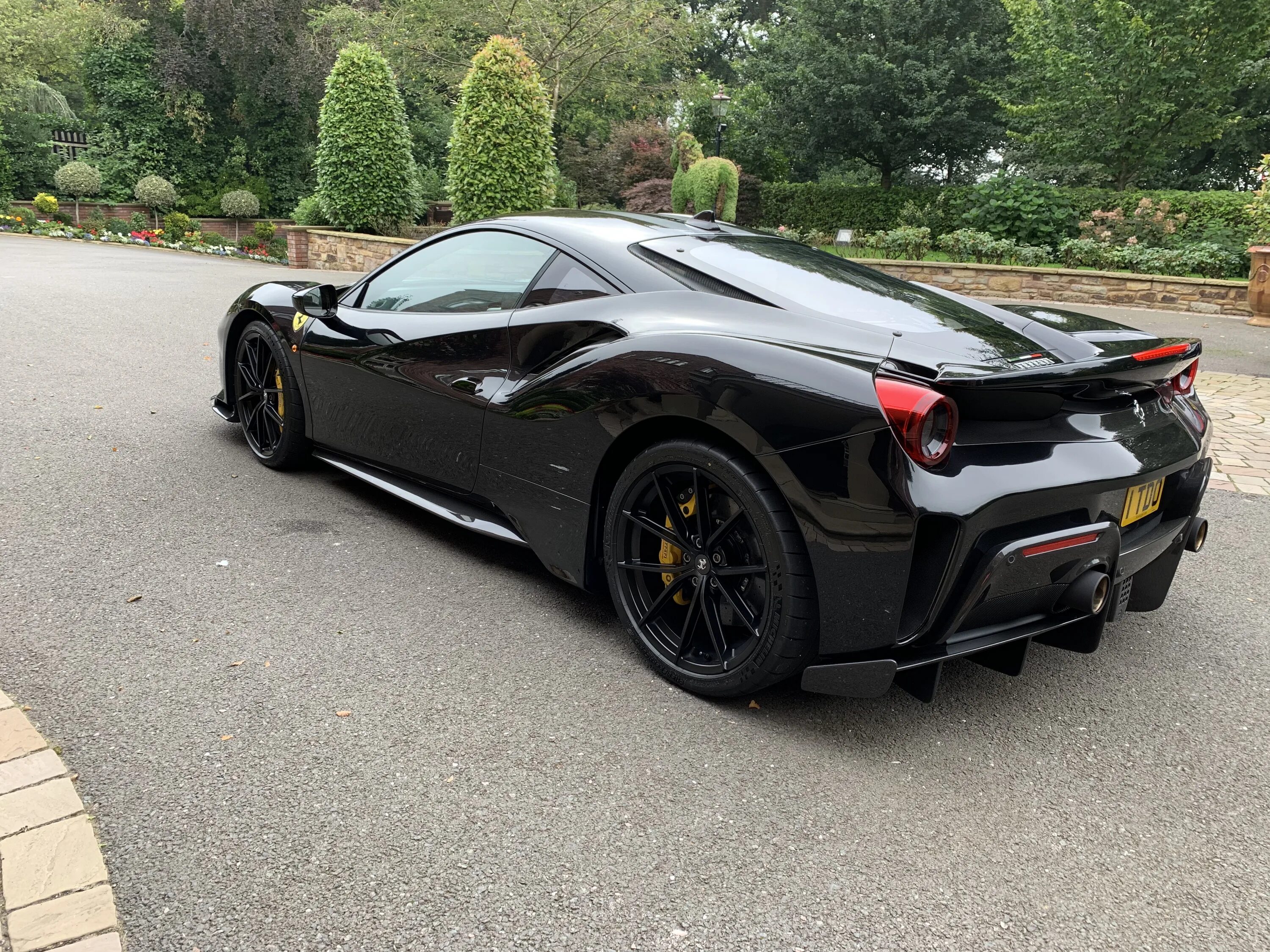 Pm car. Pm car. Автомобиль rover и jaguar. Hyundai veloster without bumper. Зил 130 пм 130.