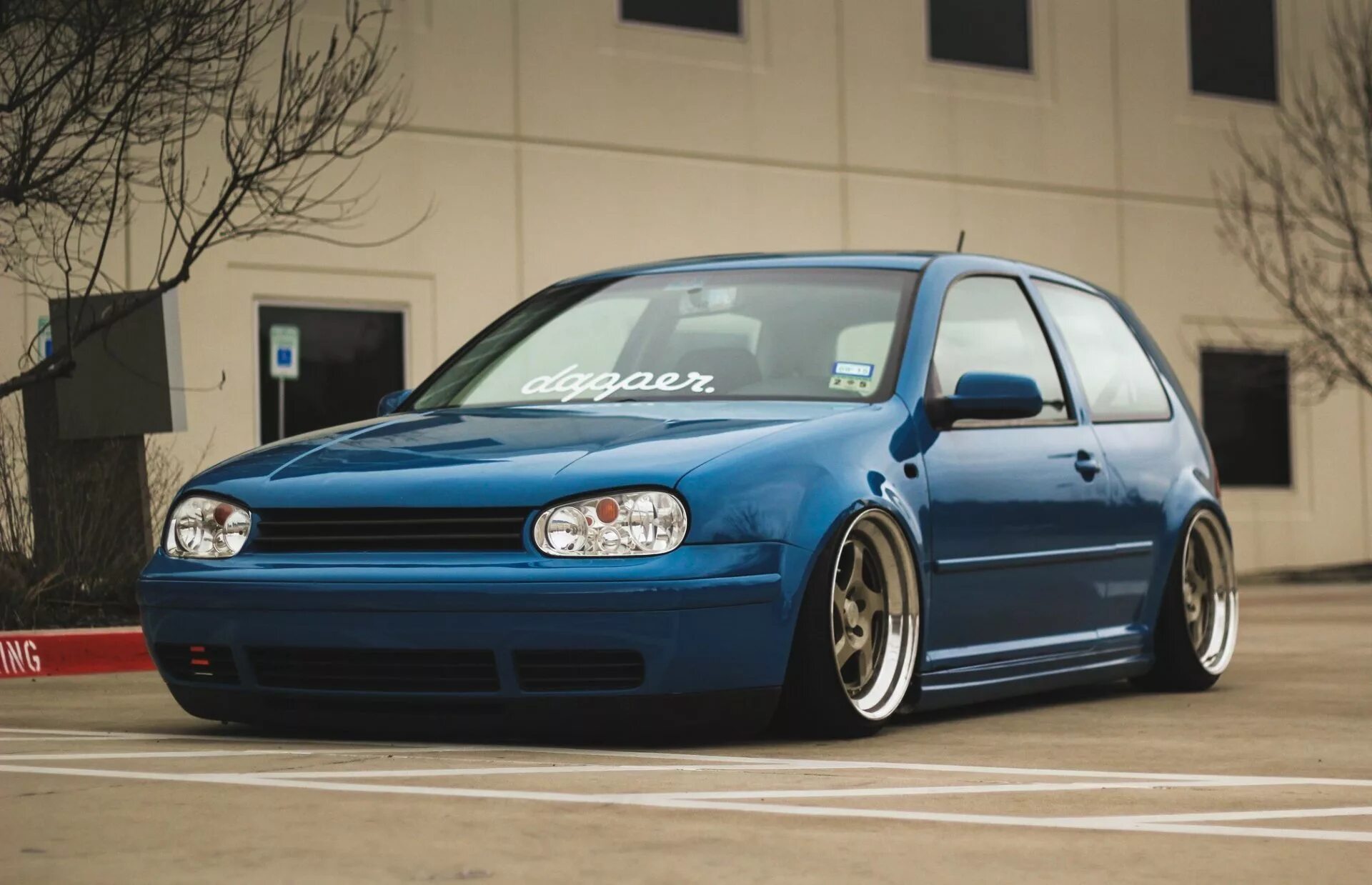 Volkswagen mk4. Golf 4 стенс. Фольксваген гольф mk4. Фольксваген гольф 4 stance. VW Golf mk4.