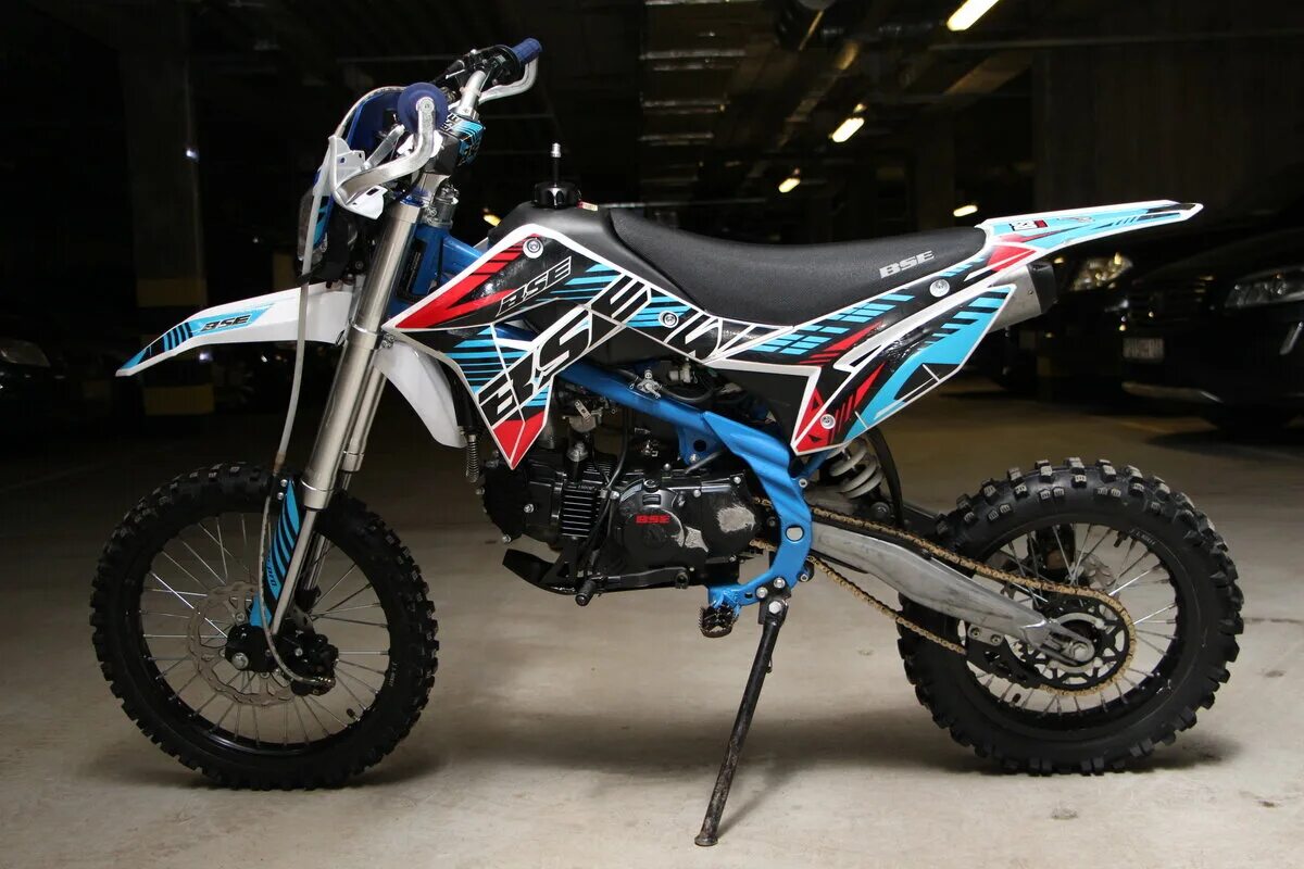 Bse ph10 150e. Ssr atom 125. Мотоцикл кайо 150 кубов. Хорошие питбайки 150 кубов. Пит байк бсе 150.