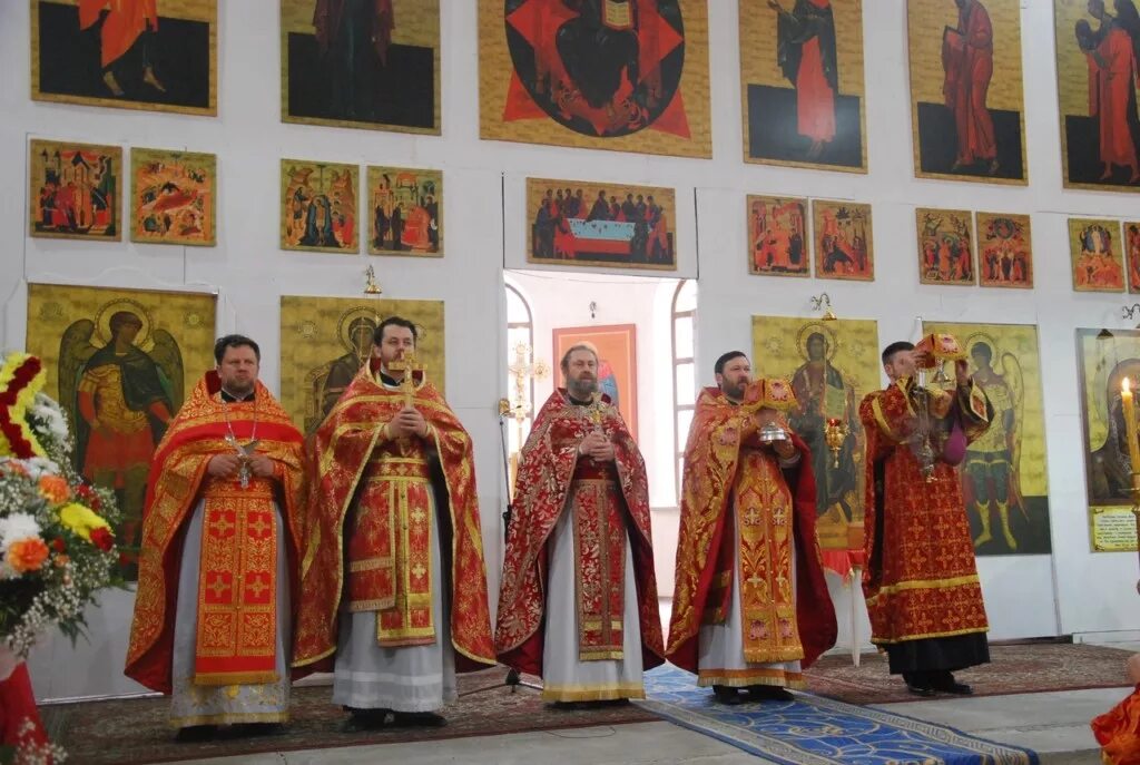 храм матроны в холодово. храм в холодово раменское расписание богослужений. храм раменское холодово. церковь в холодово раменское. храм матроны в холодово.