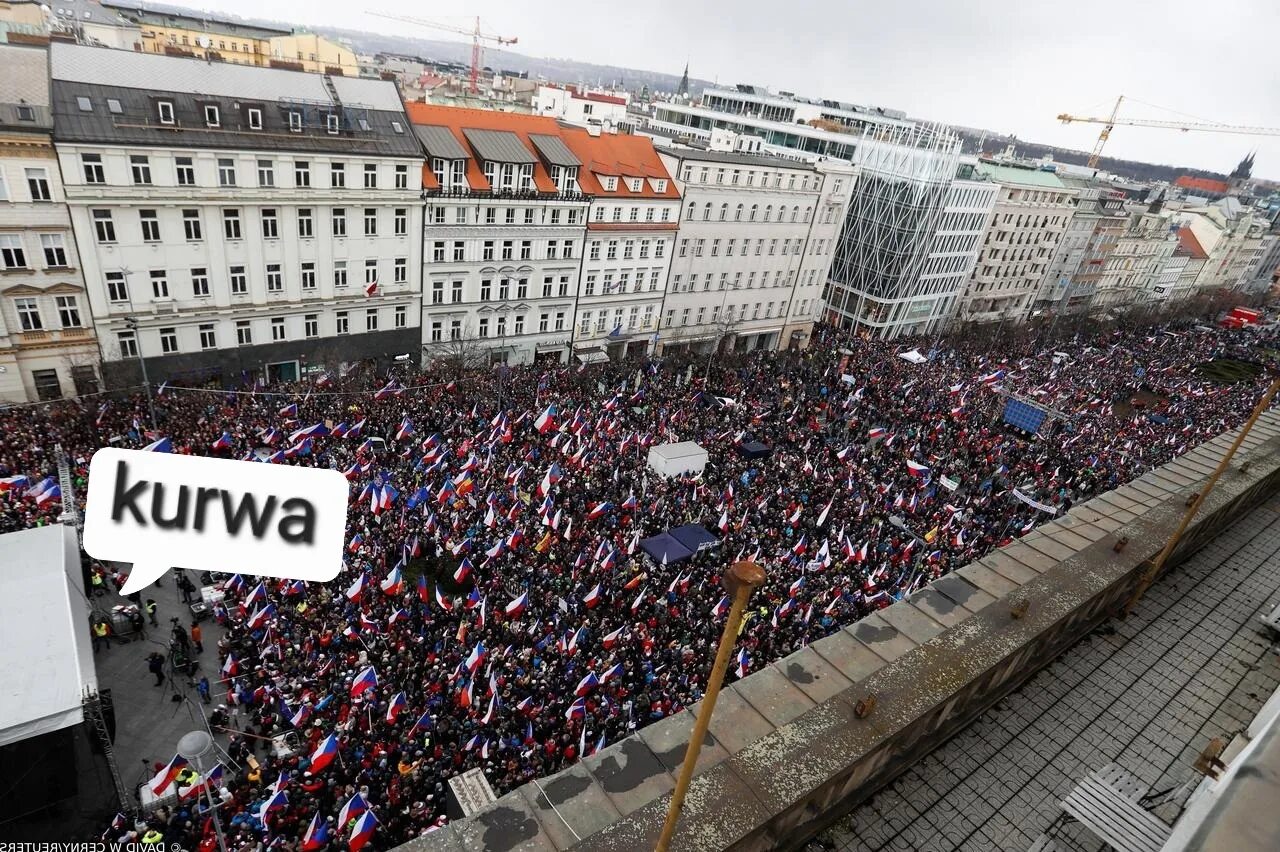 Чехия против россии. Протесты в Чехии. Митинг в Праге 2022. Протест правительству. Митинг z.