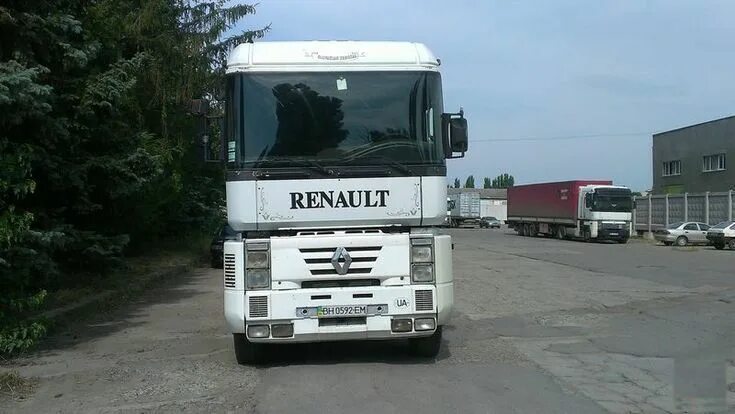 Magnum 2000. Renault magnum 2000. рено магнум 2000 года 440. рено магнум 2000 года трансмиссия. грузовик renault magnum 2000 год колеса паршин сколько стоит.