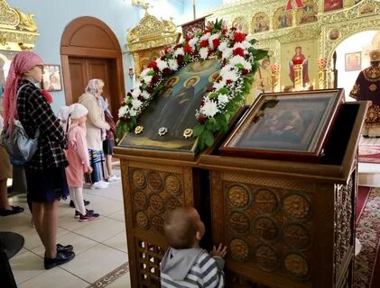 Пройти в церковь