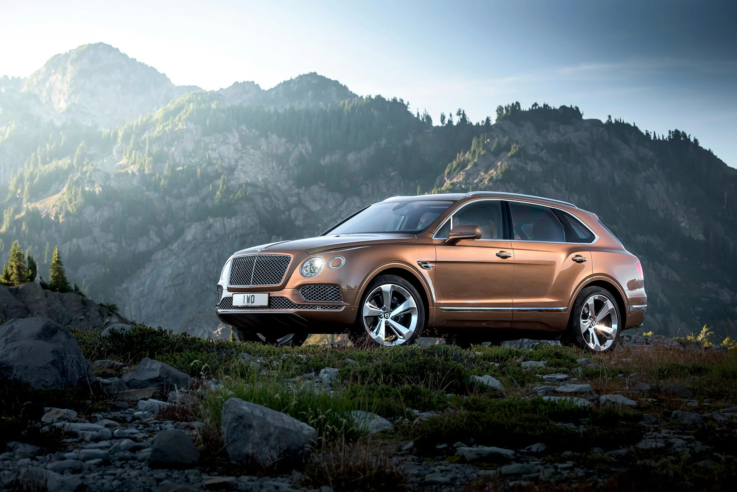 Бентли бентайга 2016. Внедорожник Bentley Bentayga. Кроссовер Бентли Бентайга. Джип Бентли Bentayga.