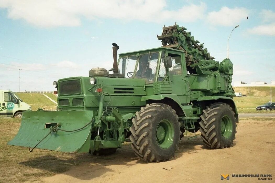 Краз 5233. Игра копатель. Копатель на аву. Копатель бета дата выхода. Бронированный копатель.