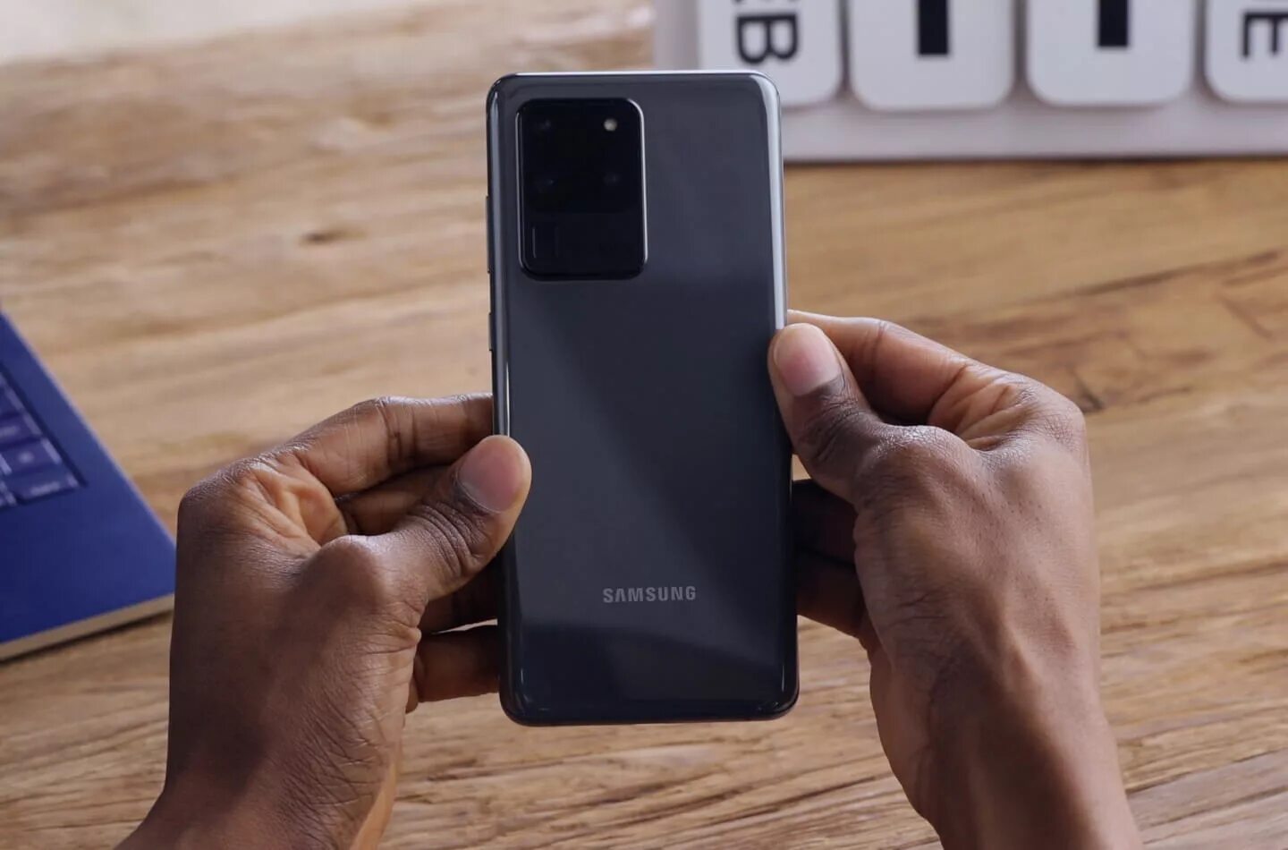 Самсунг s20. Самсунг s20 Ultra. Samsung Galaxy s20 Plus Ultra. Самсунг галакси s20 ультра. Samsung Galaxy s20, s20 Plus, s20 Ultra.