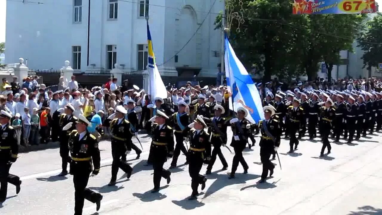 7 май 2012 года. Парад 9 мая Севастополь 2014. Парад Победы 2010 года в Севастополе. Парад 9 мая 2007 год в Севастополе. Парад Победы 2012 год.