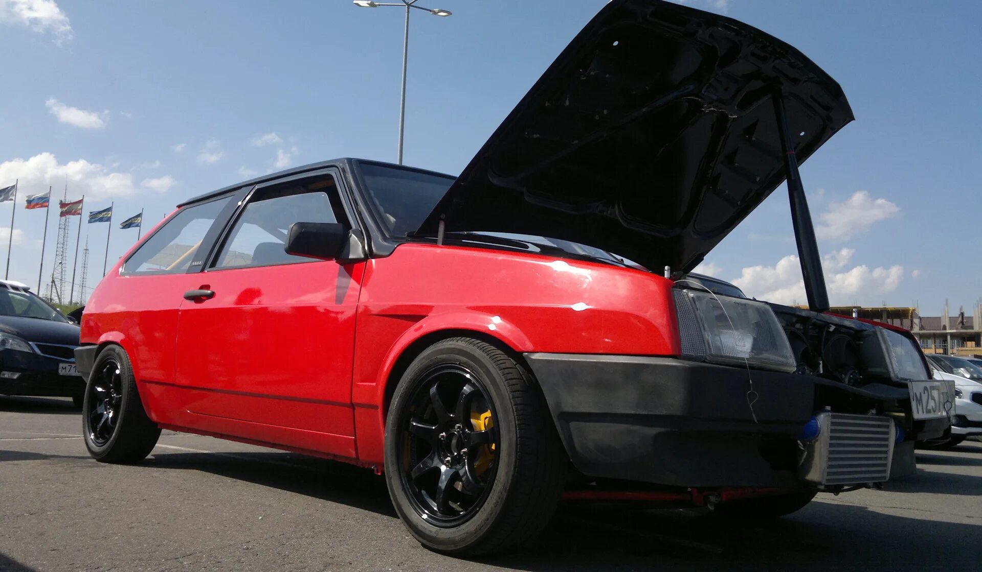 Минусы ваз 2108. Минусы ваз 2108. Лада 2108 красная. Ваз 2108. Ваз 2108 занижение.