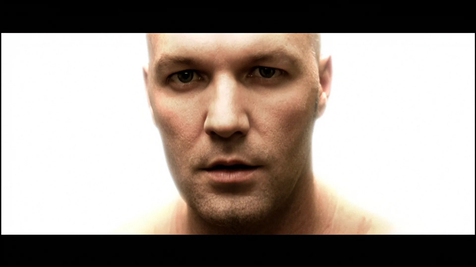 Limp bizkit eyes. Limp bizkit behind blue eyes. limp bizkit behind blue eyes клип. limp bizkit behind blue eyes арт проект живые. behind blue eyes геннадий бачинский.