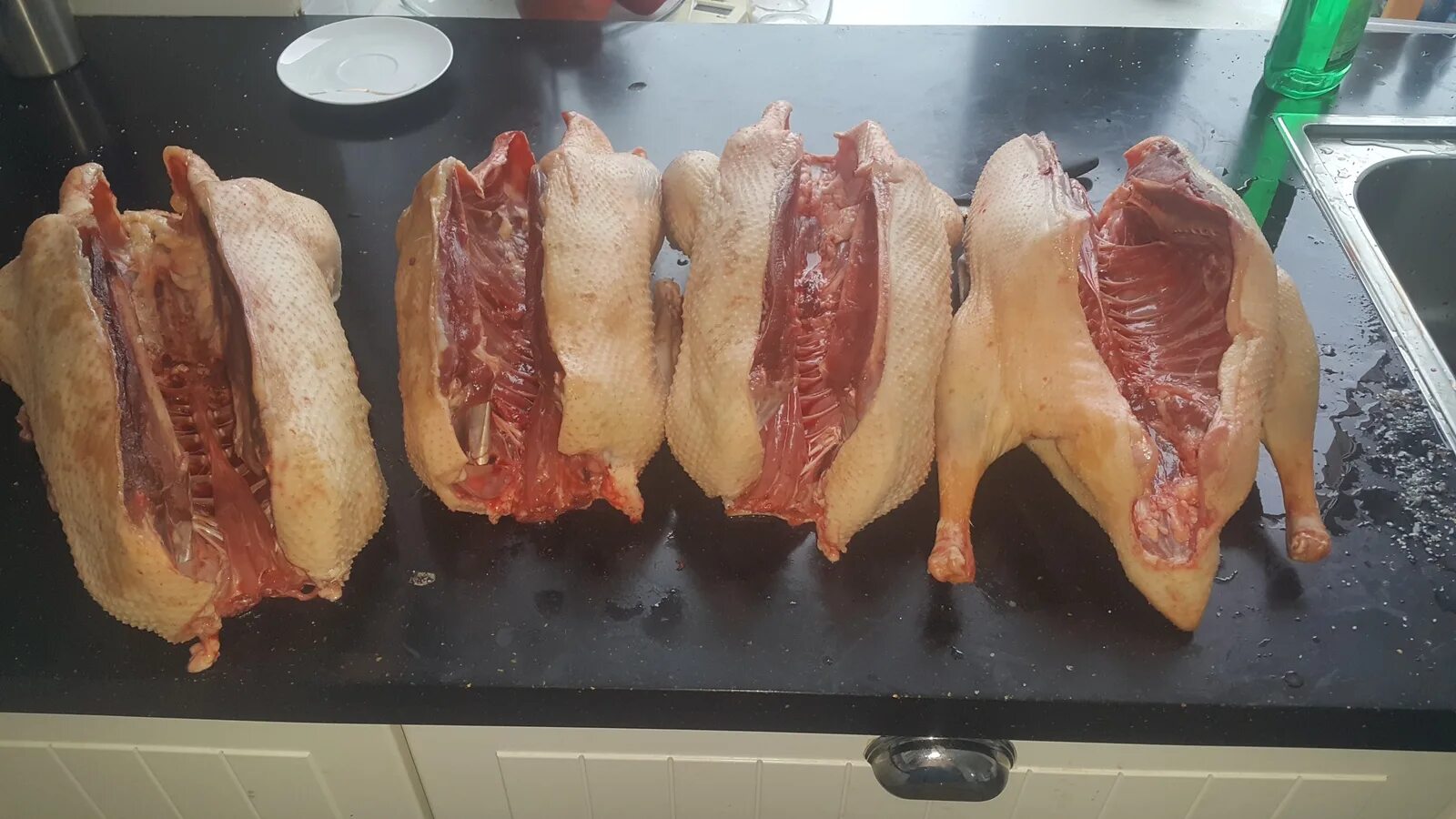 Как разрезать гуся