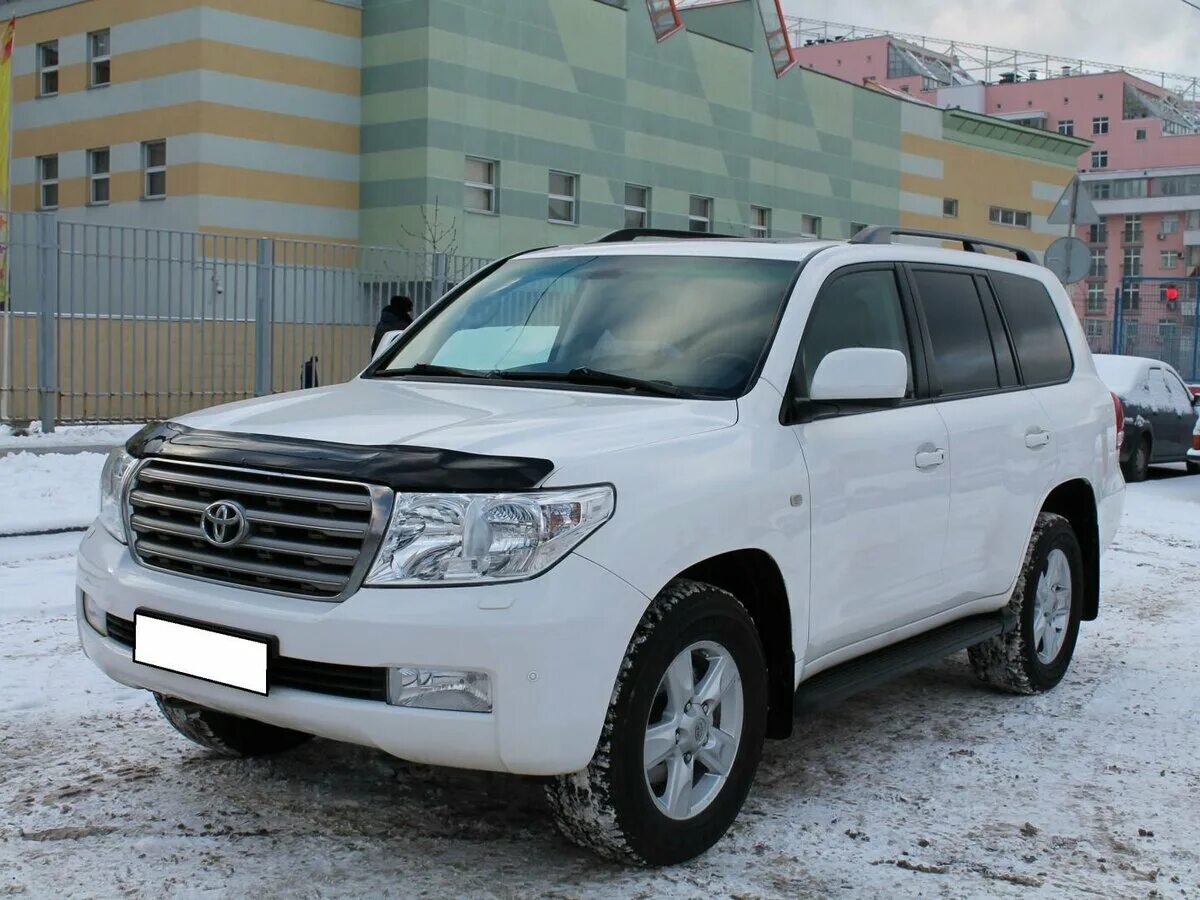 Купить тойота в нижнем новгороде с пробегом. Toyota Land Cruiser 2010. Land Cruiser 200 2010. Тойота ленд Крузер 200 2010 года. 2010 Toyota Land Cruiser 200 White.