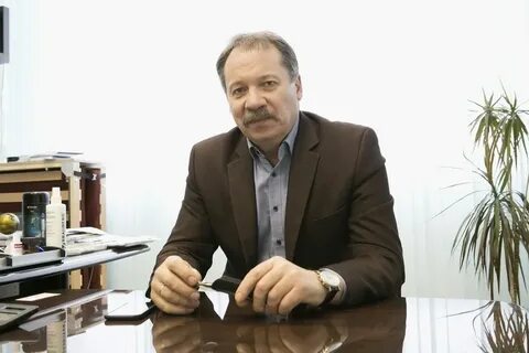 Директор пономарева