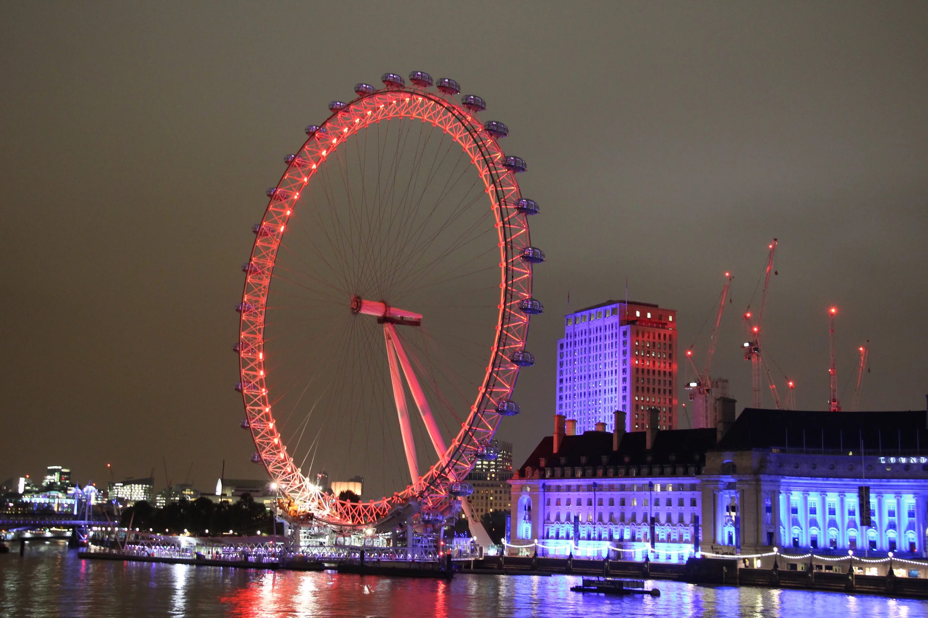 London eye (лондонское колесо обозрения). Лондонский глаз кратко. Колесо обозрения око лондона. Лондонский глаз кратко. Лондонский глаз лондон.