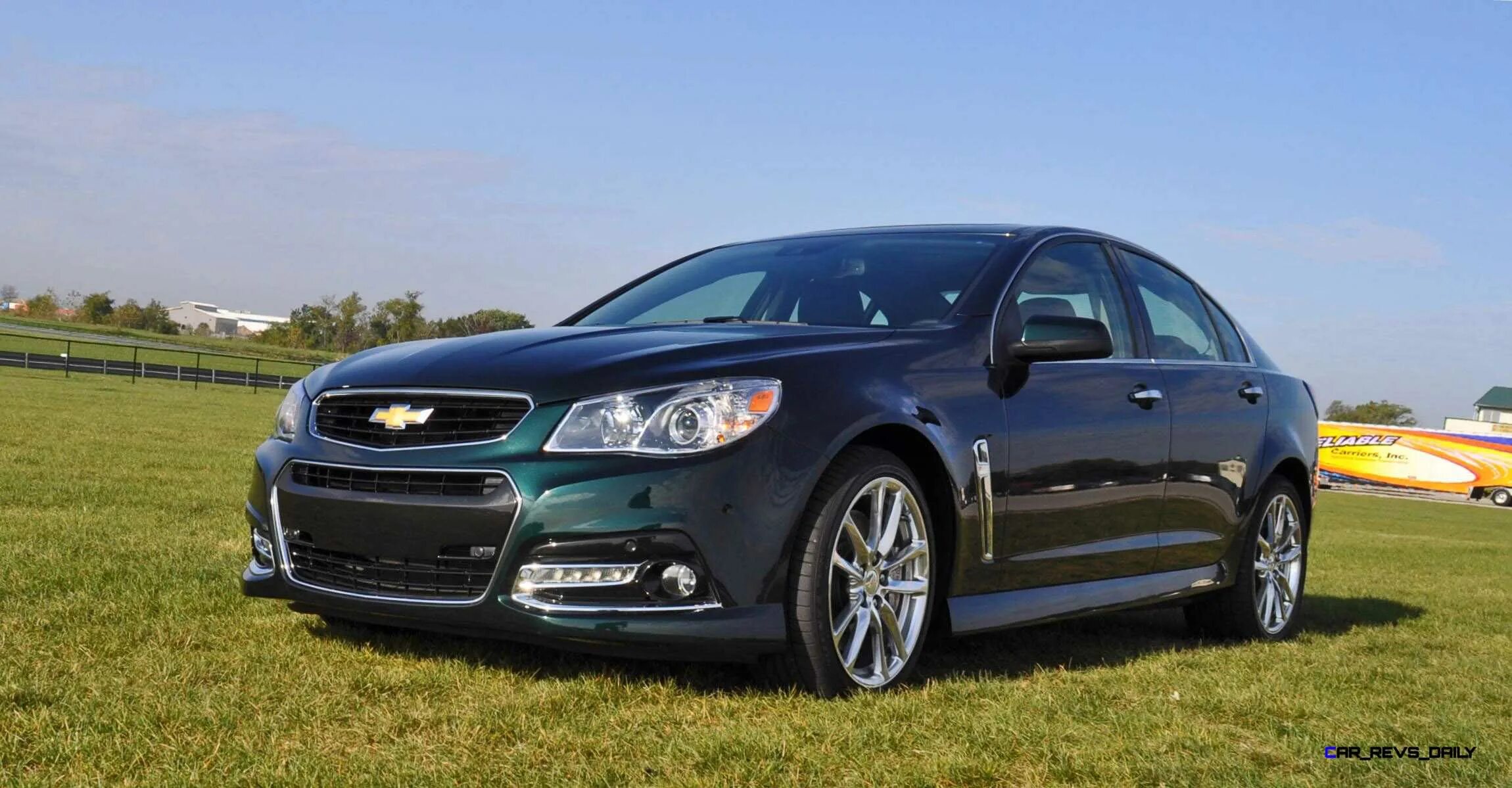 Https www car com. Шевроле SS 2015. Chevrolet SS 2015 MT. Шевроле s5. Chevrolet SS 2015 MT Exterior.