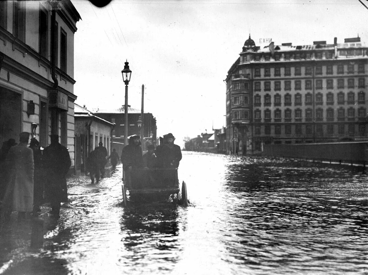 Старый васильевский остров. Наводнения в Санкт-Петербурге 1903. Наводнение в Питере 1924.