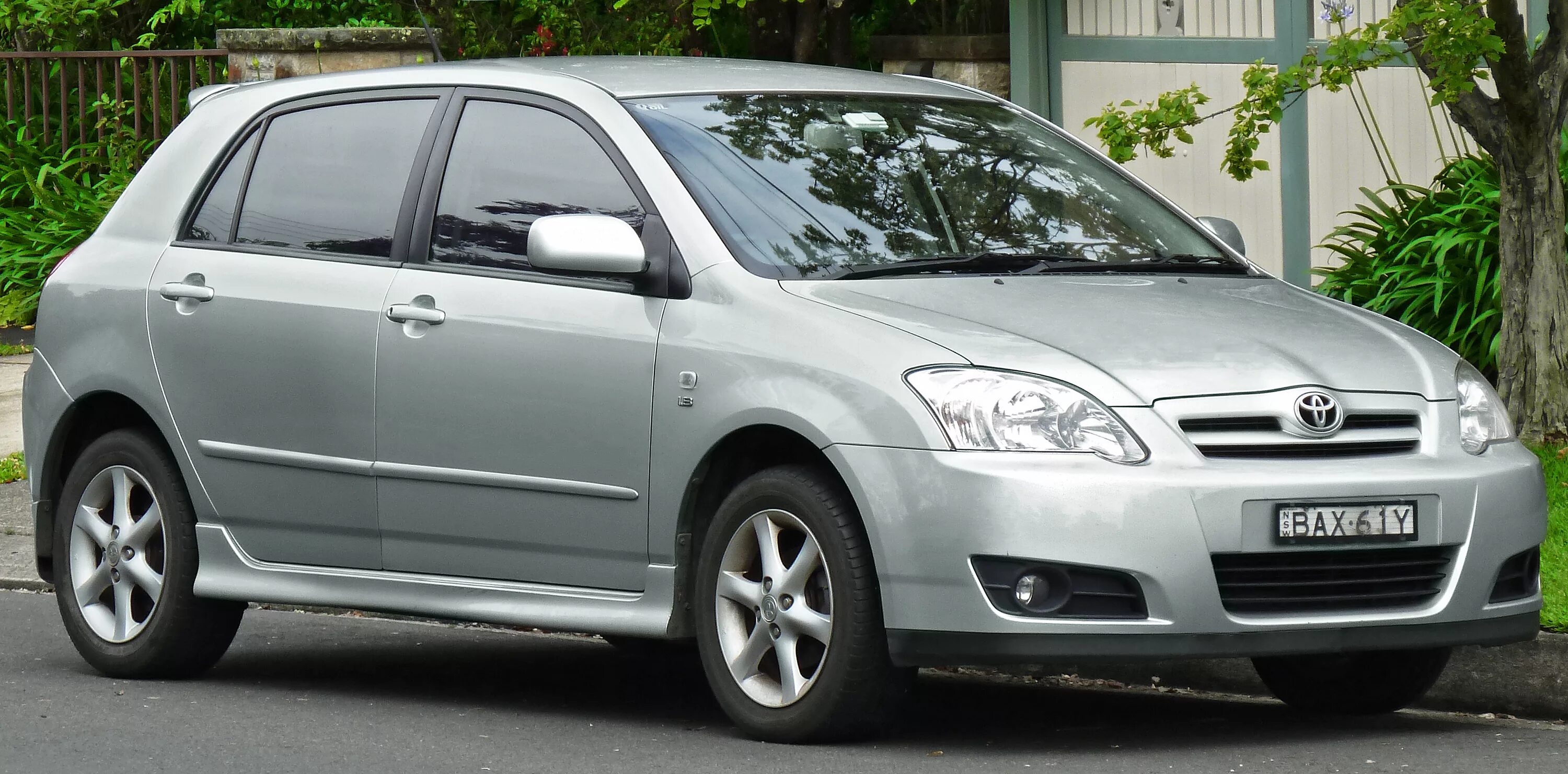 Тойота королла хэтчбек 2006. Toyota corolla 2004 хэтчбек. Toyota corolla ix e120. Toyota corolla 9 хэтчбек синий. Toyota corolla 120 хэтчбек.