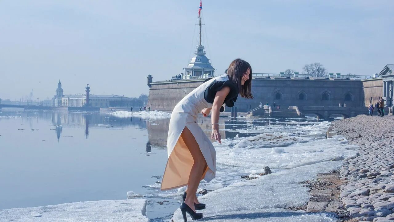 Работа девушкам в питере. Красивые женщины телохранители. Работа девушкам в питере. Работа девушкам в питере. Красивые питерские девушки.