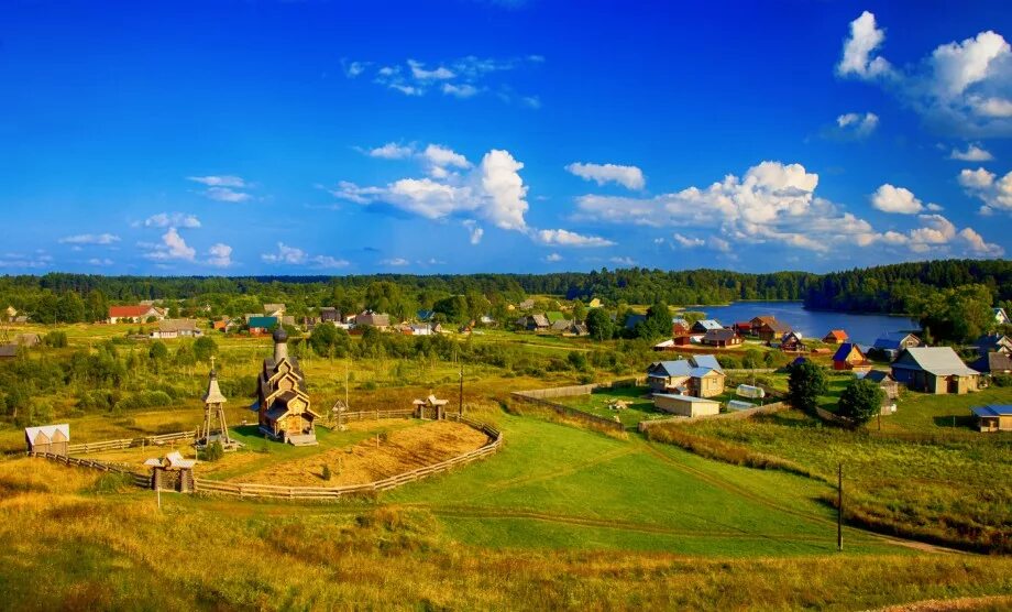 Современная российская деревня. Сельская местность новосибирск. Комплексное развитие сельских территорий сельская ипотека. Заросший сад в деревне. Деревня холм в белоруссии.