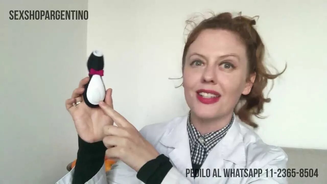 Pro penguin next gen. Сатисфайер пингвин. satisfyer pro penguin. satisfyer pro penguin ng в руке. satisfyer pro penguin видео.