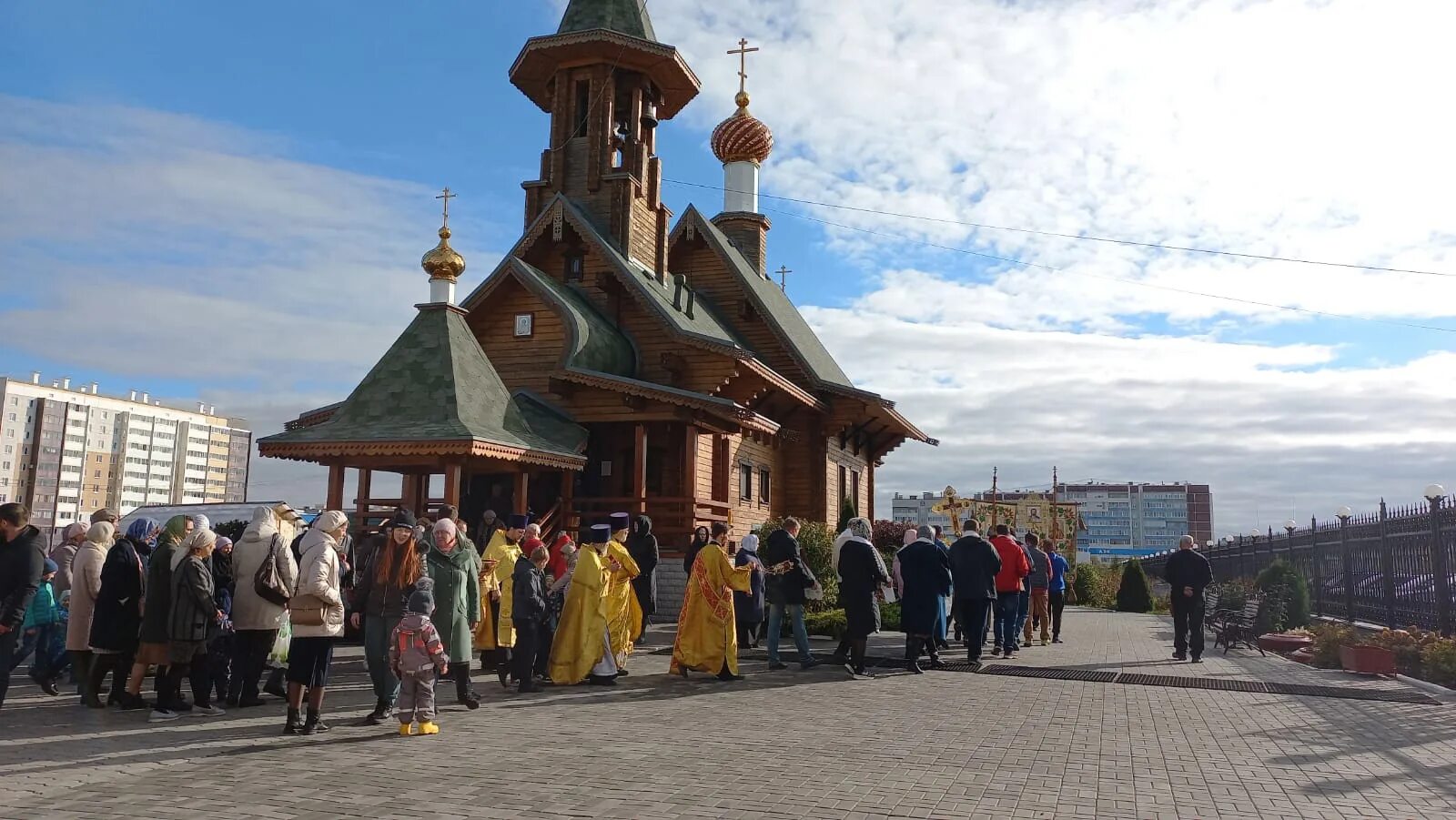 Хабаровск 20 летие храма. Картинка Христианская приходская Церковь. Святой Апостол предстоящий.