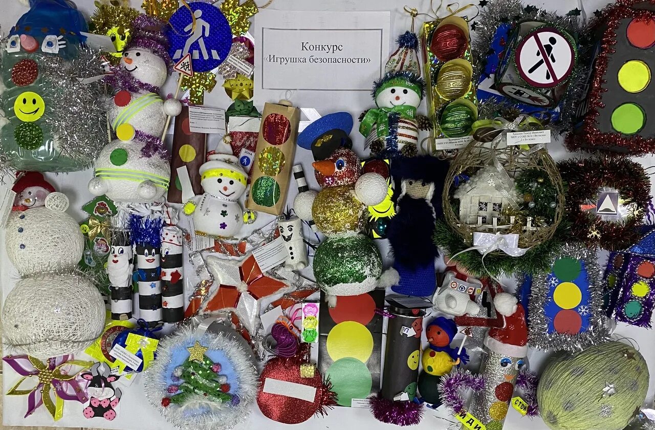 новогодняя игрушка по бдд. игрушка на конкурс новогодняя игрушка по правилам дорожного движения. конкурс детского елочка гаи. новогодние игрушки пдд на елку. игрушка безопасный новый год.
