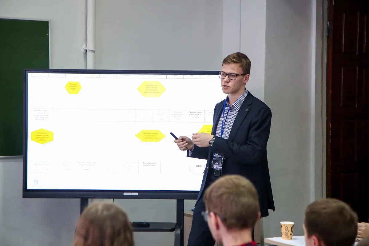 Федоров егор аф ннгу. Лобачевский университет арзамас. Гбоу школа 1636 ника. И н и лобачевского арзамас. Руслит аф ннгу.