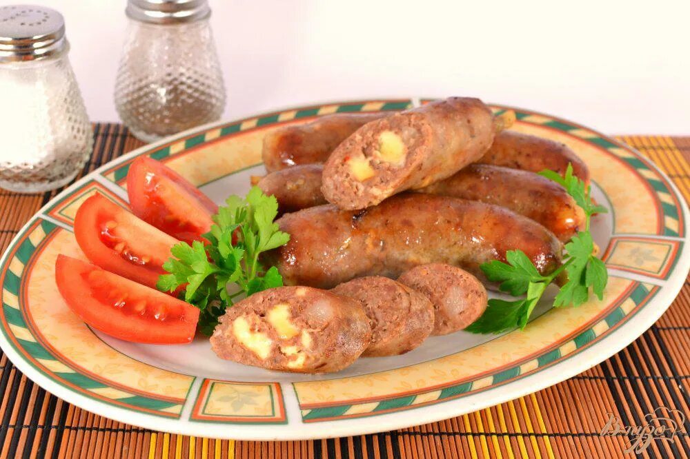 Мегрельские купаты. Купаты в грузии. Купаты говяжьи. Купаты из говядины рецепт. Купаты из говядины рецепт.