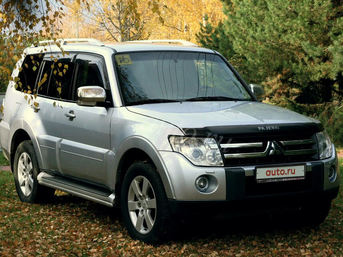 Mitsubishi Pajero 2007. Pajero 4 2007. Митсубиси Паджеро 2007г. Митсубиси Паджеро 4 3.2 дизель 2007г. Купить паджеро новый у официального дилера