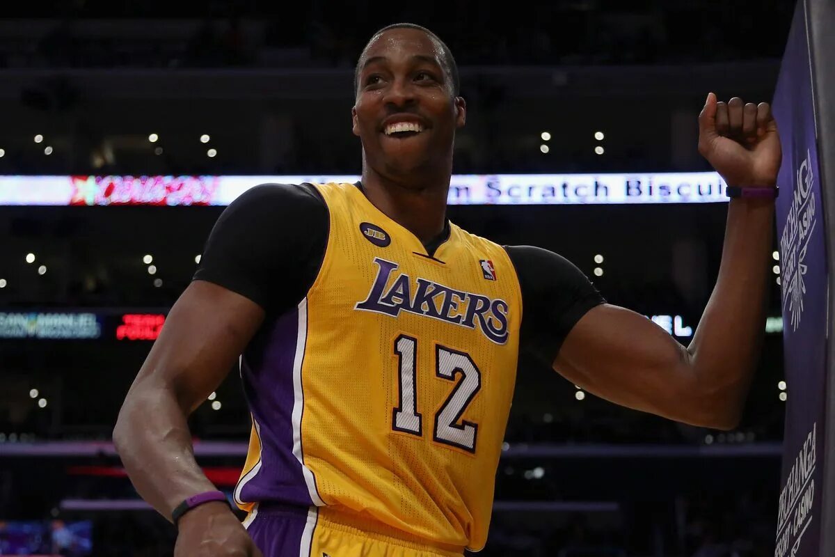 Nba top 75. Дуайт ховард. Дуайт ховард. Рост ховарда. Dwight howard.