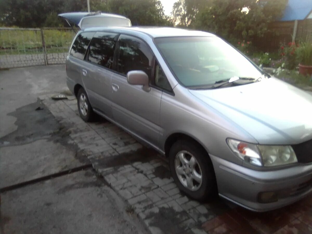 ниссан пресейдж 1998. ниссан пресаж 1998. ниссан пресаж 1998 дизель. ниссан пресаж 1998 года. Nissan presage 1998.
