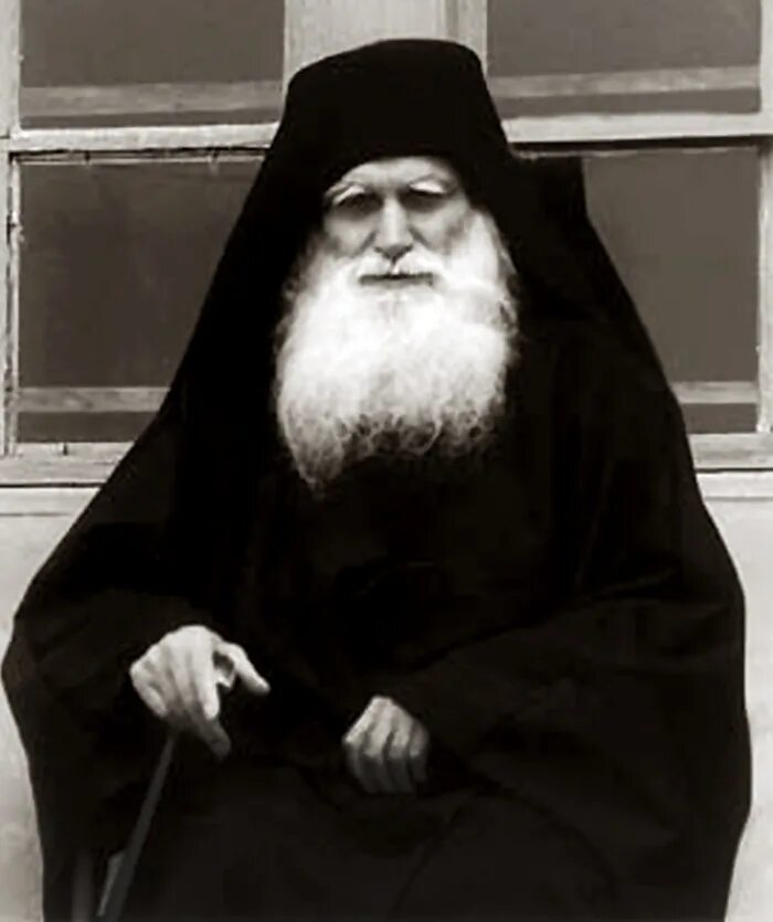 уважаемый старец