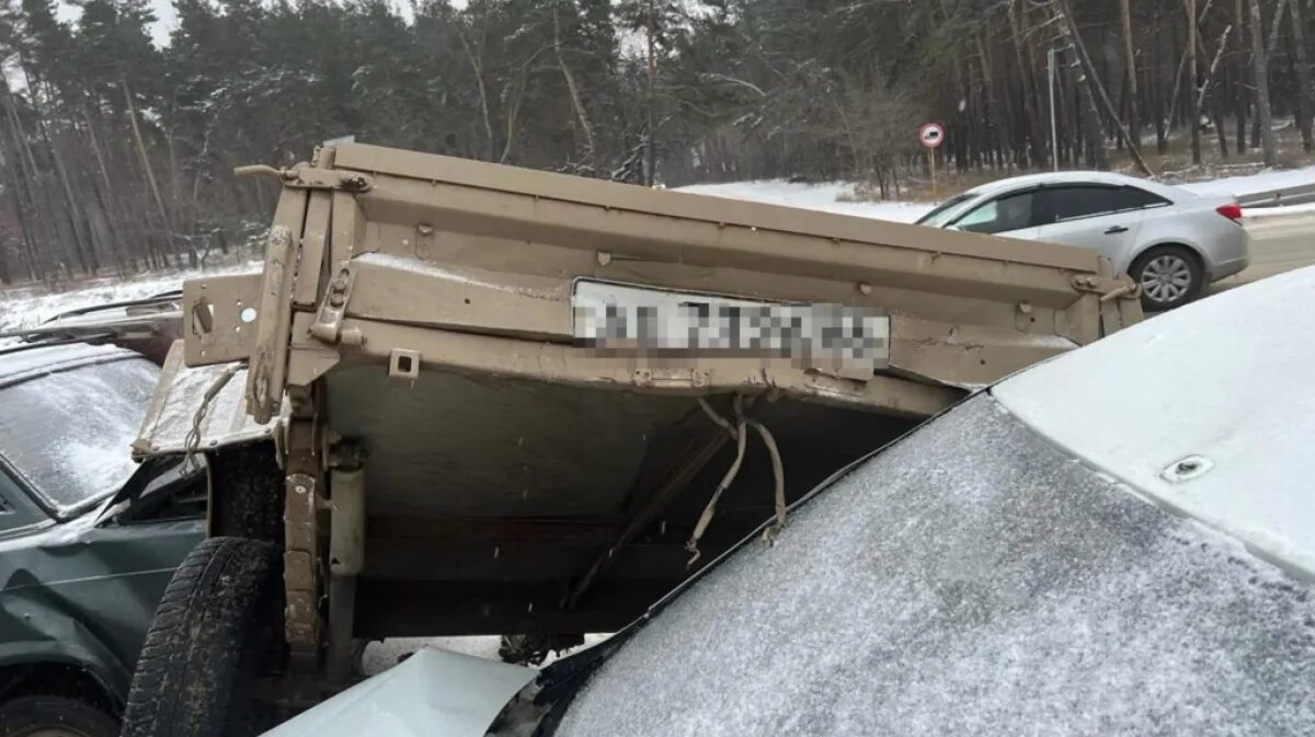 Авария в Воронежской области вчера. Авария 4 октября на Московском проспекте Воронеж. Риа воронеж происшествия новости и воронежская область