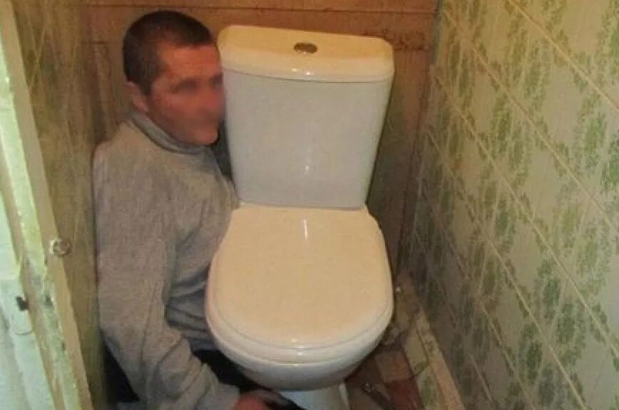 Где унитазы головы