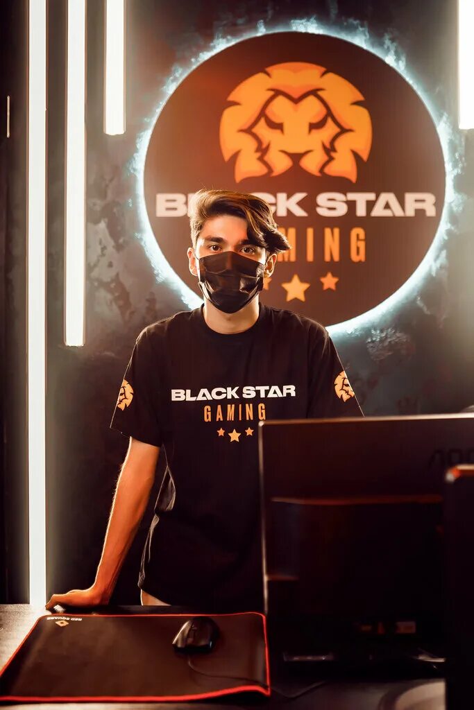 Black зеленоград. Black star логотип. Black star gaming lounge. клаб блэк стар. Black star club.