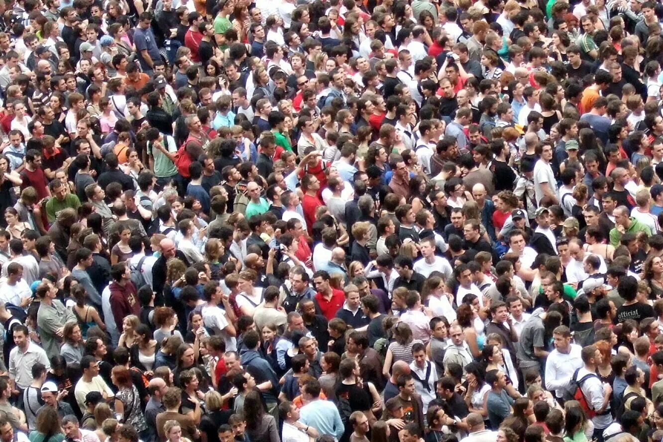 Человек толпы. Демографическая проблема. Скопление людей. Толпа народа.
