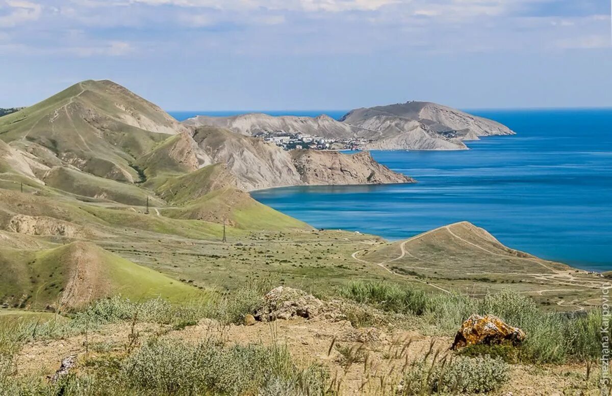 Мыс Киик-Атлама в Орджоникидзе. Киик Атлама Орджоникидзе. Двуякорная бухта Орджоникидзе. Бухта Двуякорная Орджоникидзе Крым.