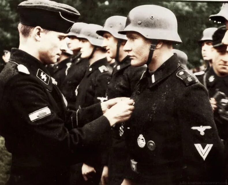 Ц сс. Йоахим Пайпер 1944. Иоахим Пайпер Waffen SS. Офицер СС Йоахим Пайпер. Адъютант Гиммлера Пайпер.