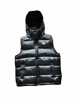 Жилетка moncler