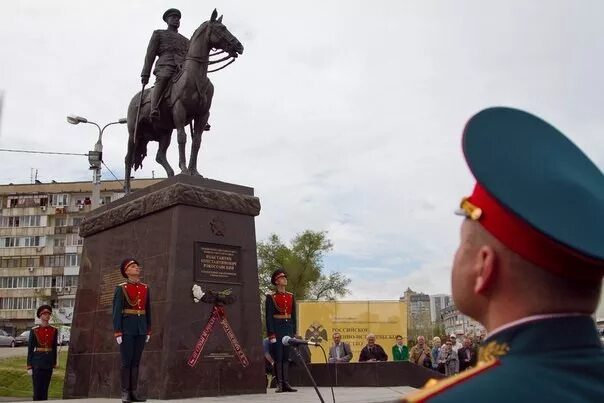 Аллея памяти рокоссовского в каком районе нижнего