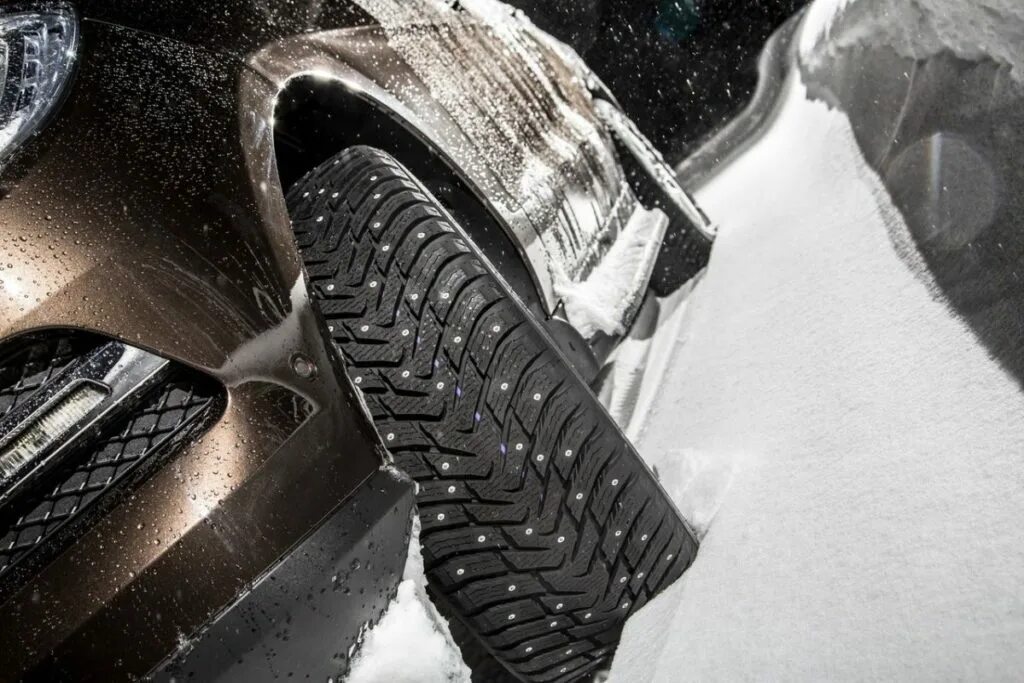 Nokian Hakkapeliitta 8 SUV. Goodyear ULTRAGRIP ремонтные шипы. Шипы для зимних колес Нокиан. Зимняя резина с резиновыми шипами. Обкатка летних шин