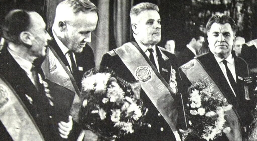 Чмутов тула. Чмутов.