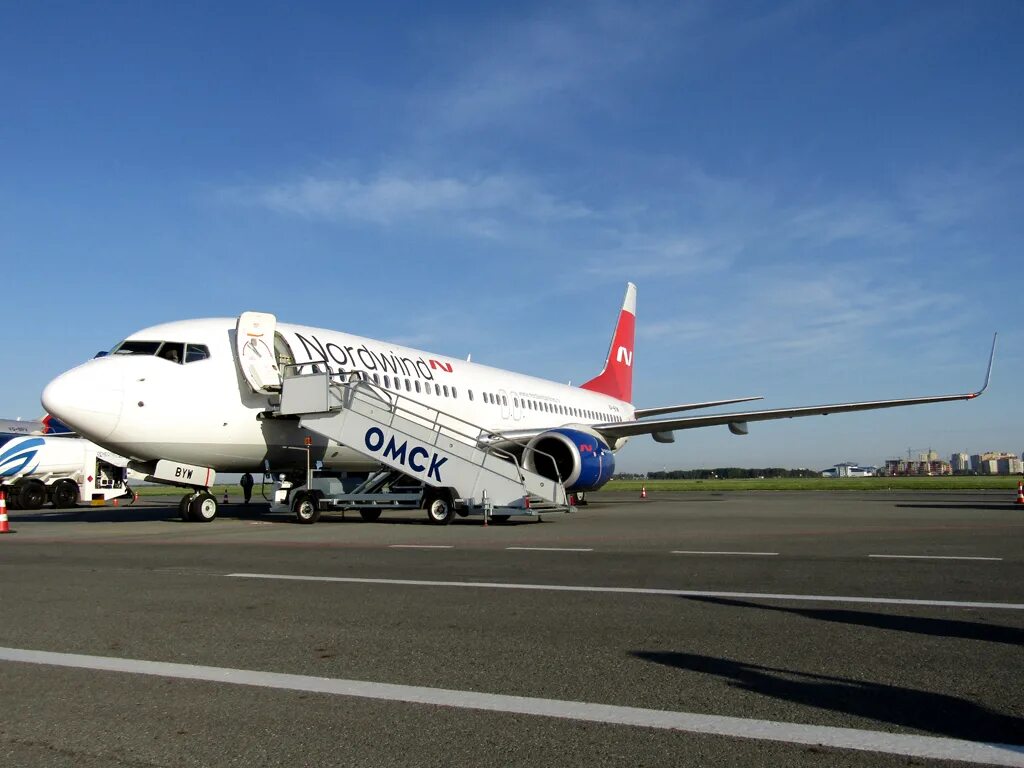 Самолет омск сочи. Авиакомпания норд вест. Самолет омск сочи. Самолет аэрофлот омск. Омск сочи самолет.