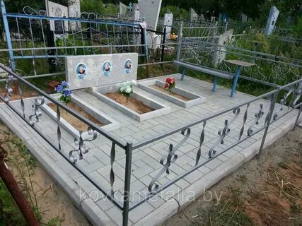 Благоустройство могилы плиткой на кладбище