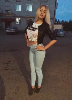 Девушки в друг вокруг 18