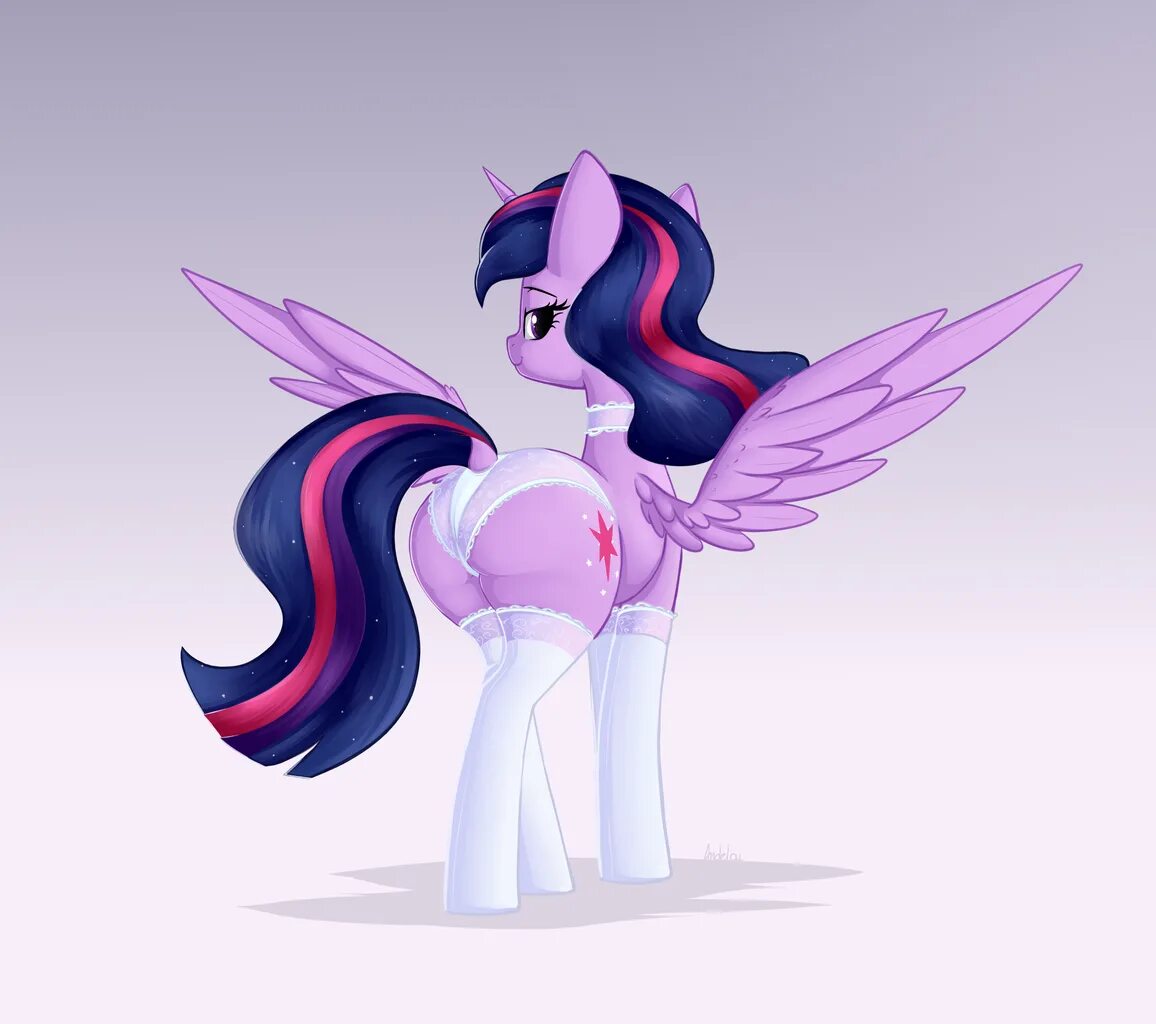 Mlp oc. Pony даймонд тиара и эппл блум xxx. Пони 18. Млп твайлайт и селестии. Пони 18 лет.