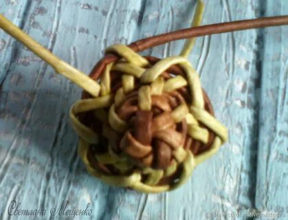 Корневое плетение из ротанга