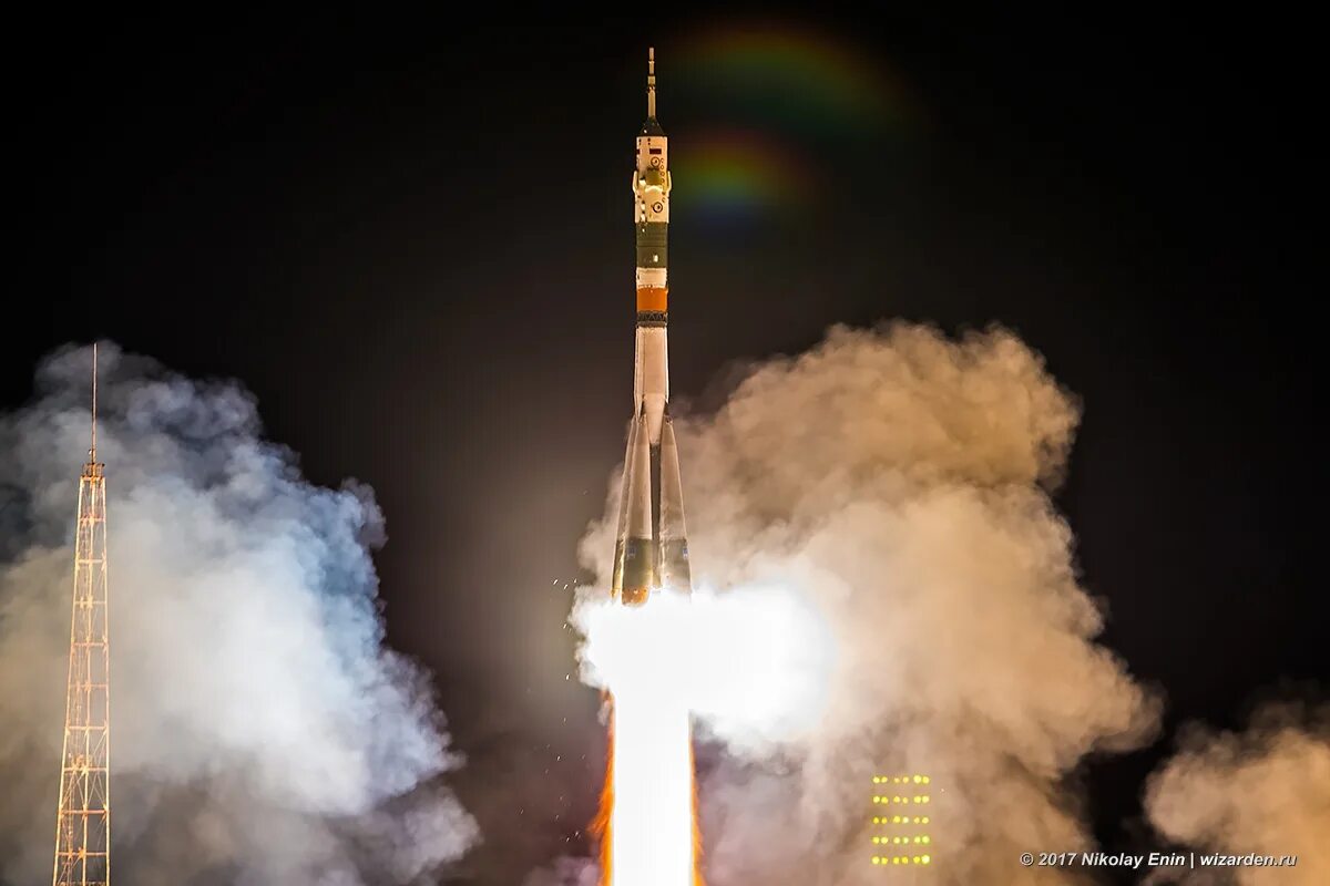 Союз 8 м. Старт ракеты союз. ночной старт союза. ракета энергия. роскосмос меркурий.